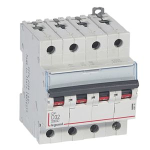 Legrand - Disj. DX³ 6000A/10kA 4P D32 400V 4 modules